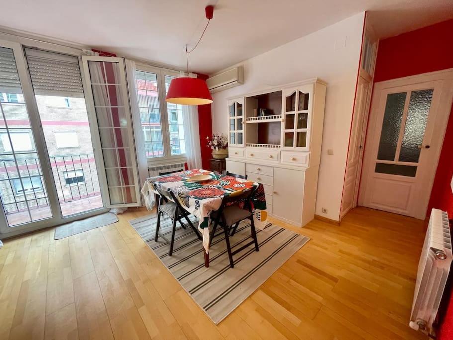 Acogedor Apartamento En Zaragoza Ngoại thất bức ảnh