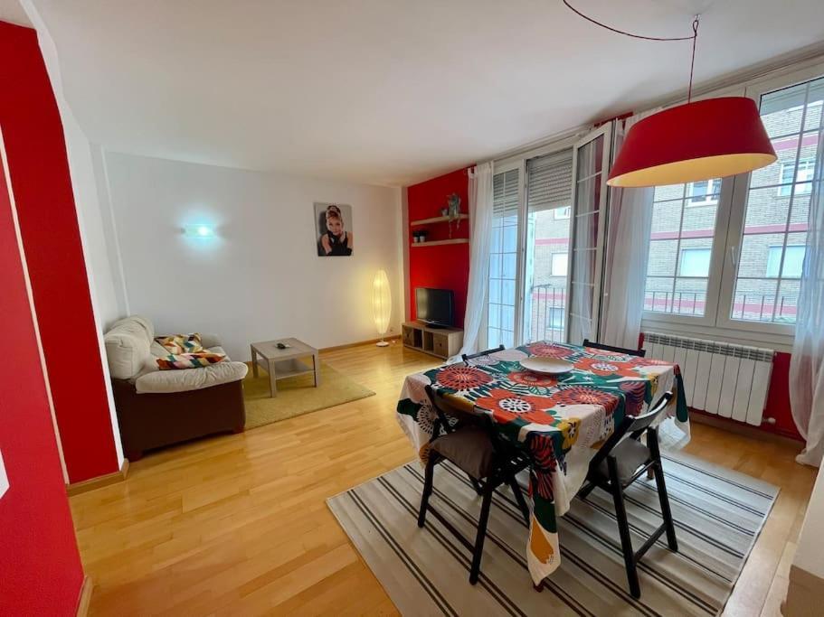 Acogedor Apartamento En Zaragoza Ngoại thất bức ảnh